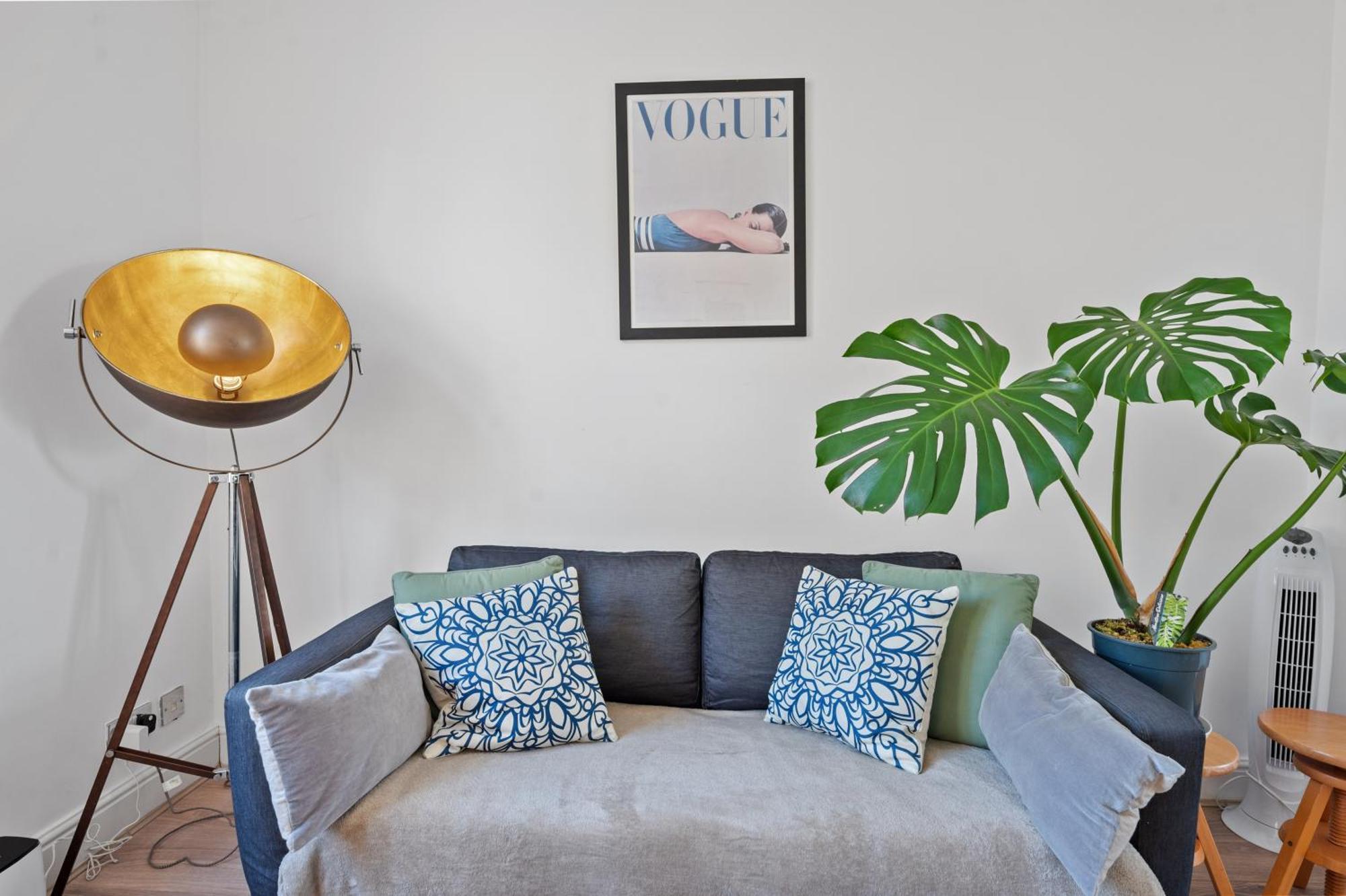 Cosy Flat In Central Ldn Payment To The Host Daire Londra Dış mekan fotoğraf